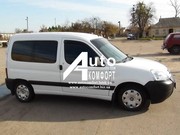 Сплошное правое окно на автом Peugeot Partner,  Citroën Berlingo 96-08