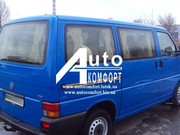 Задний салон,  правое стекло на Volkswagen Transporter Т-4