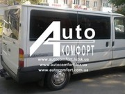 Задний салон,  короткая база,  правое стекло на Ford Transit 2000