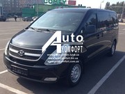 Передний салон,  левое окно на Hyundai H-1 II (H-300)