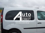 Сплошное окно,  правое на автомобиль Renault Kangoo 08